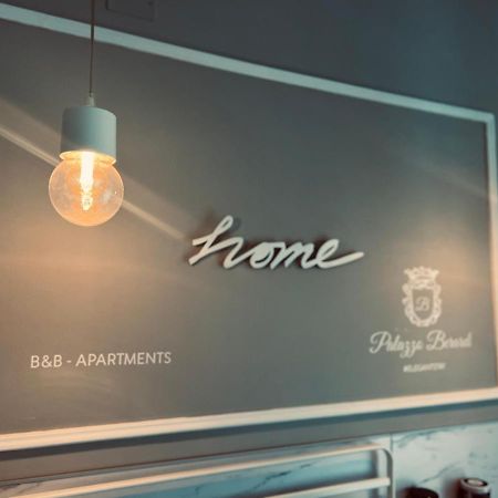 Palazzo Berardi Bed & Breakfast Taranto Dış mekan fotoğraf