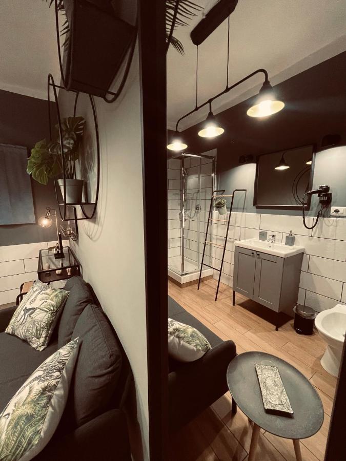 Palazzo Berardi Bed & Breakfast Taranto Dış mekan fotoğraf