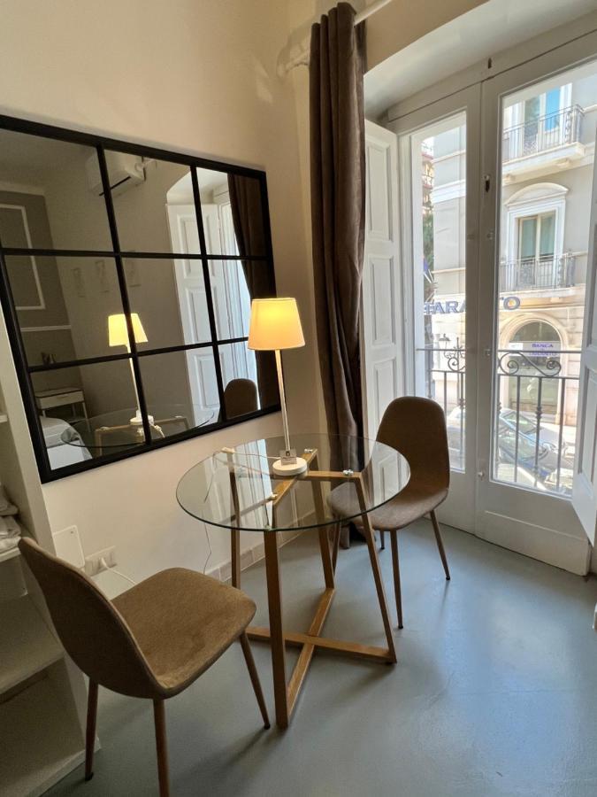 Palazzo Berardi Bed & Breakfast Taranto Dış mekan fotoğraf