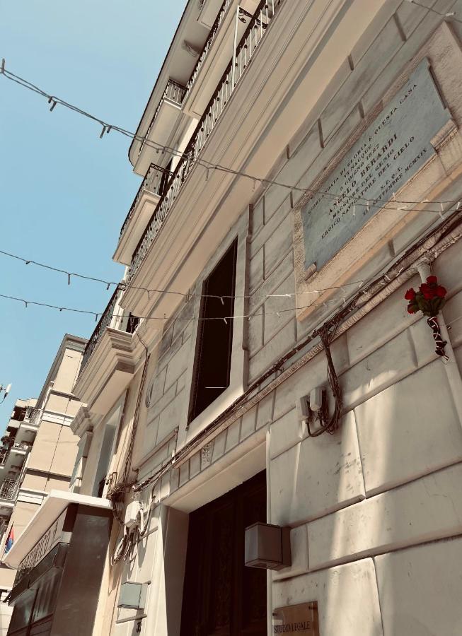 Palazzo Berardi Bed & Breakfast Taranto Dış mekan fotoğraf