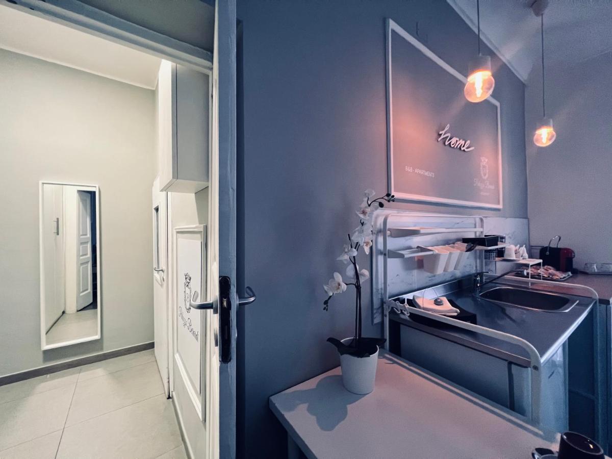 Palazzo Berardi Bed & Breakfast Taranto Dış mekan fotoğraf