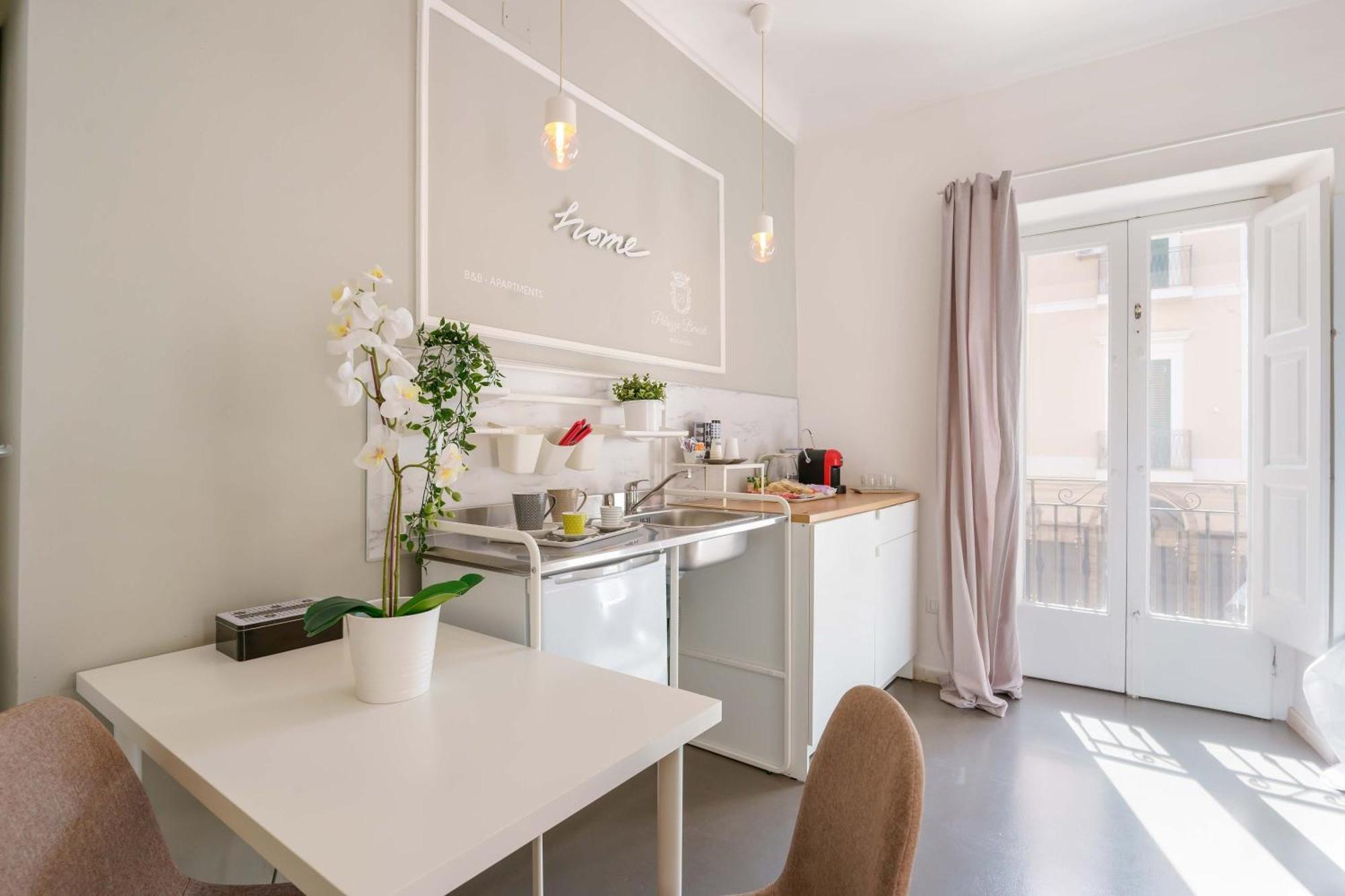 Palazzo Berardi Bed & Breakfast Taranto Dış mekan fotoğraf