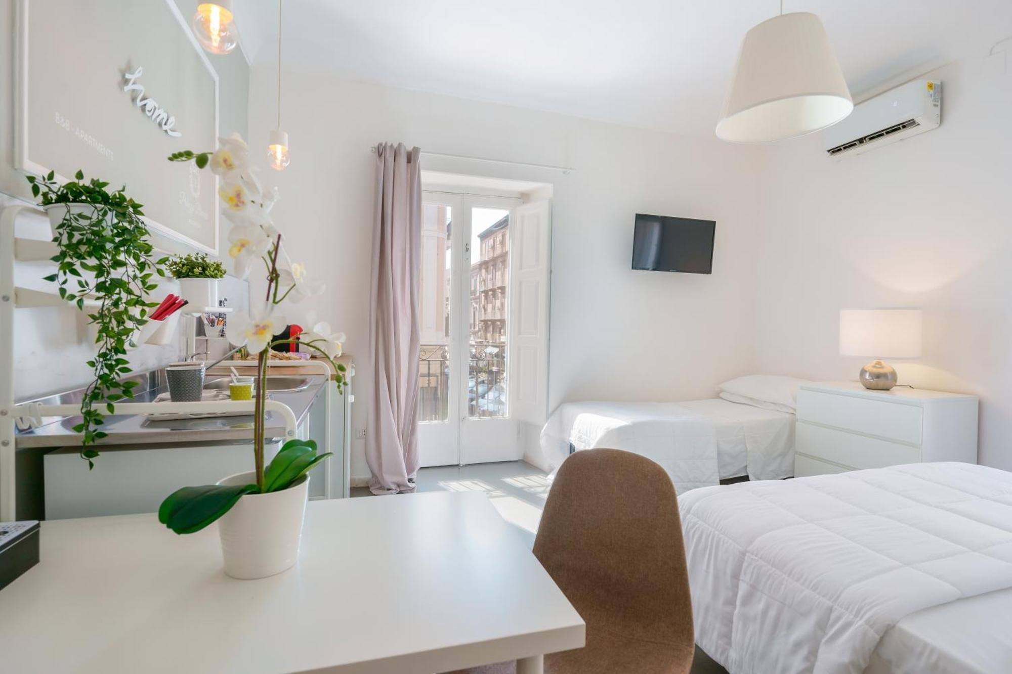 Palazzo Berardi Bed & Breakfast Taranto Dış mekan fotoğraf